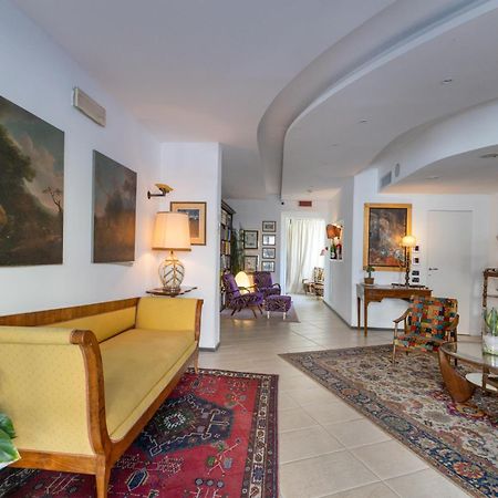 Hotel Bernardino Lucca Exteriér fotografie