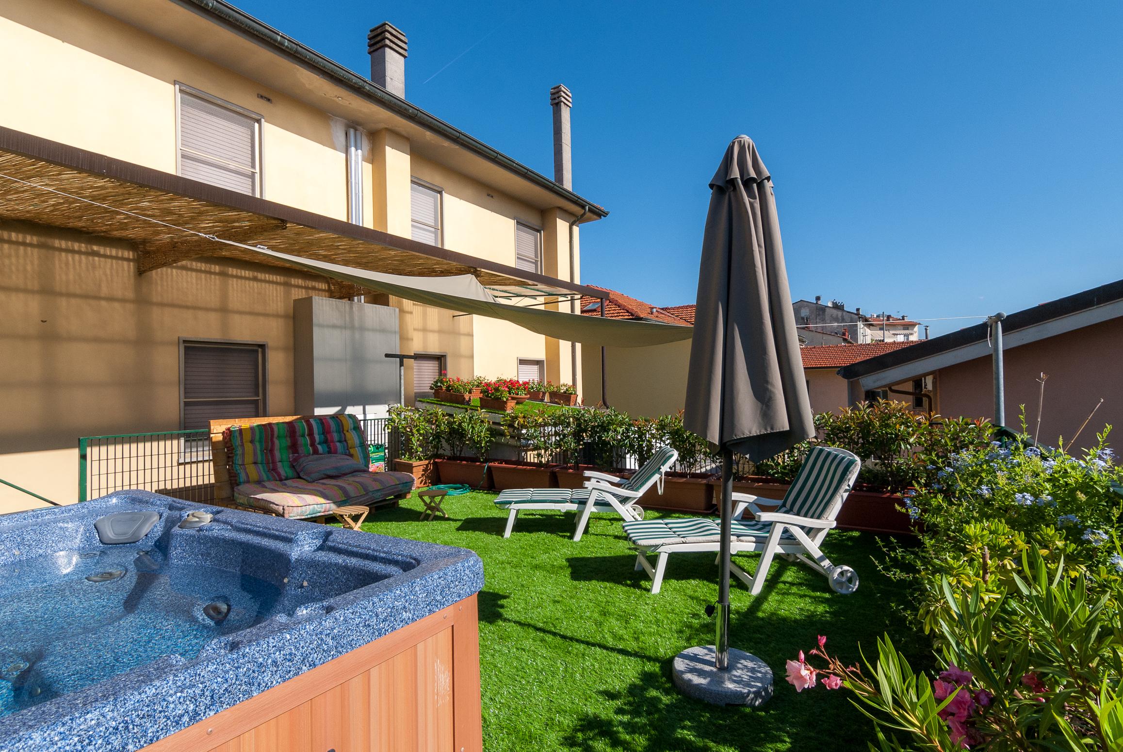 Hotel Bernardino Lucca Exteriér fotografie