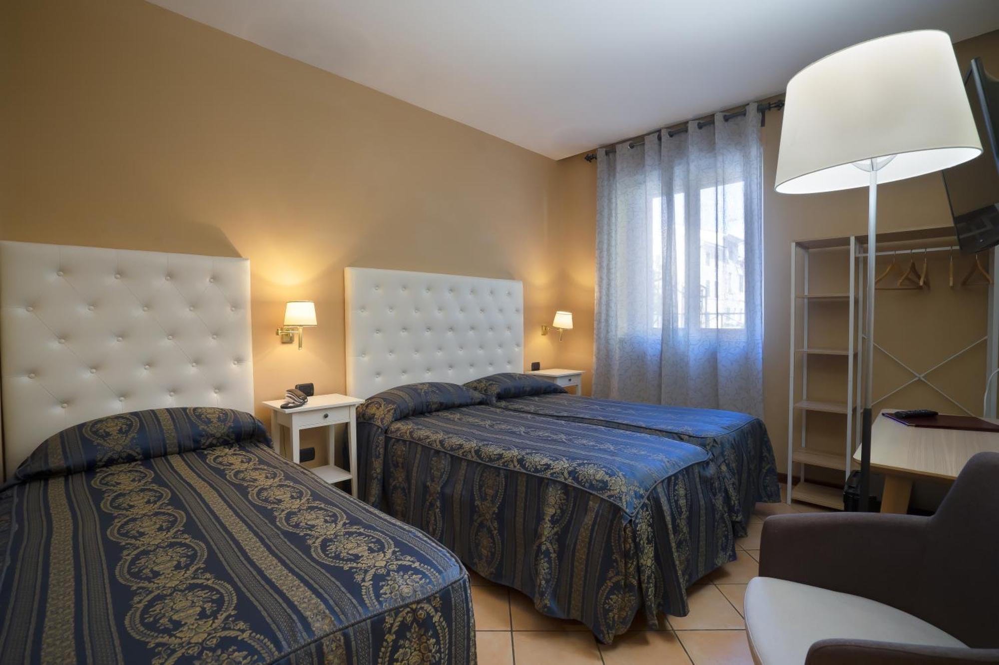 Hotel Bernardino Lucca Exteriér fotografie