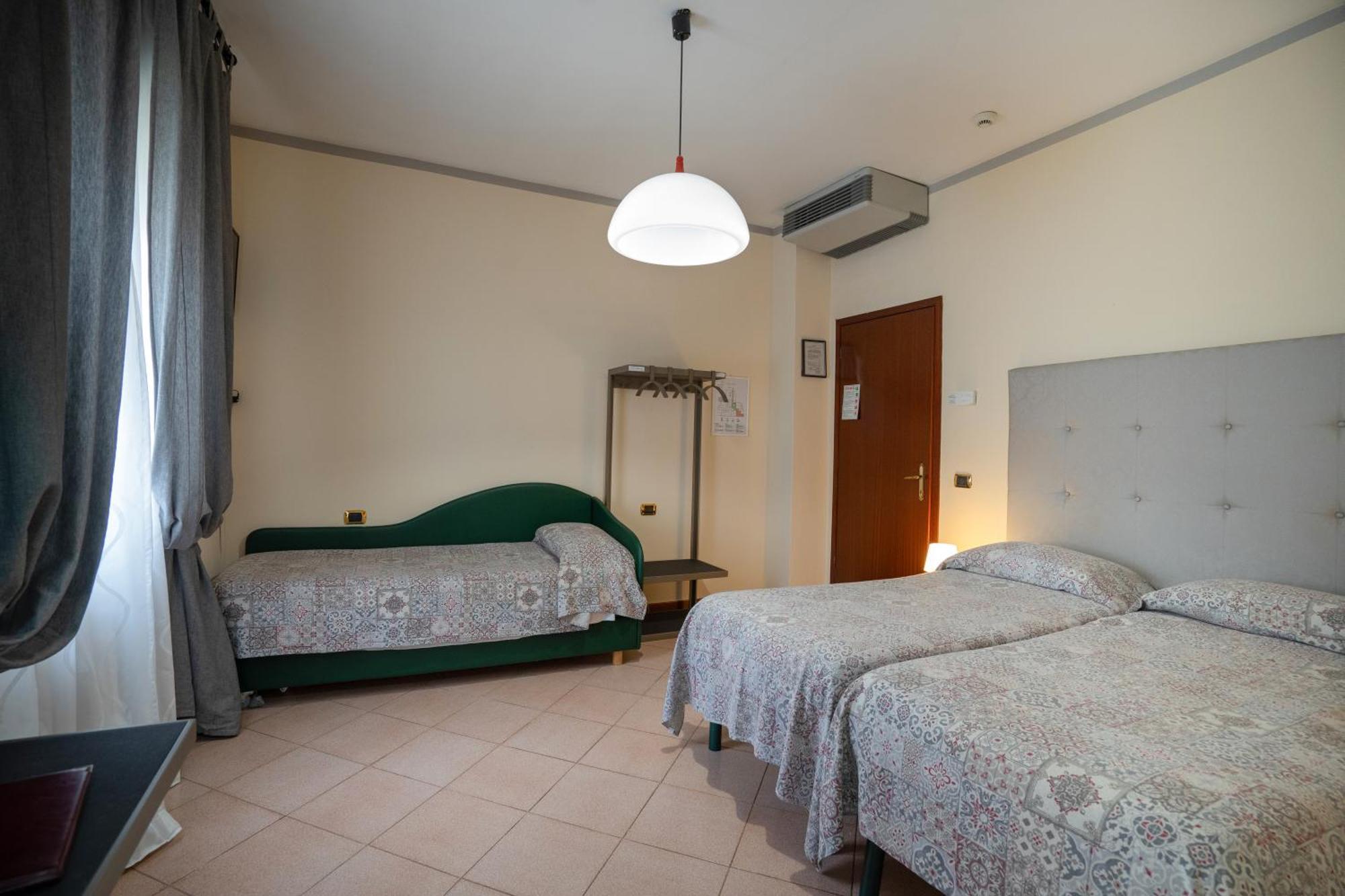Hotel Bernardino Lucca Exteriér fotografie
