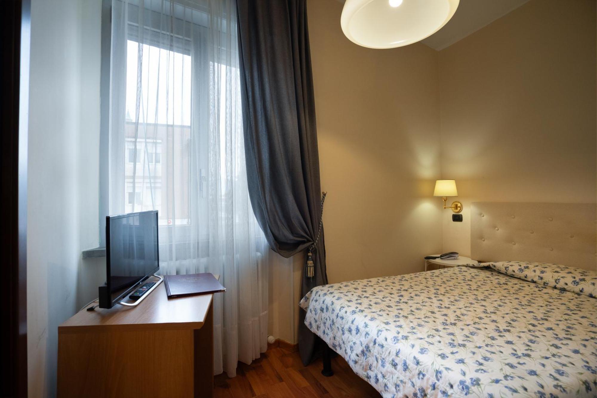 Hotel Bernardino Lucca Exteriér fotografie