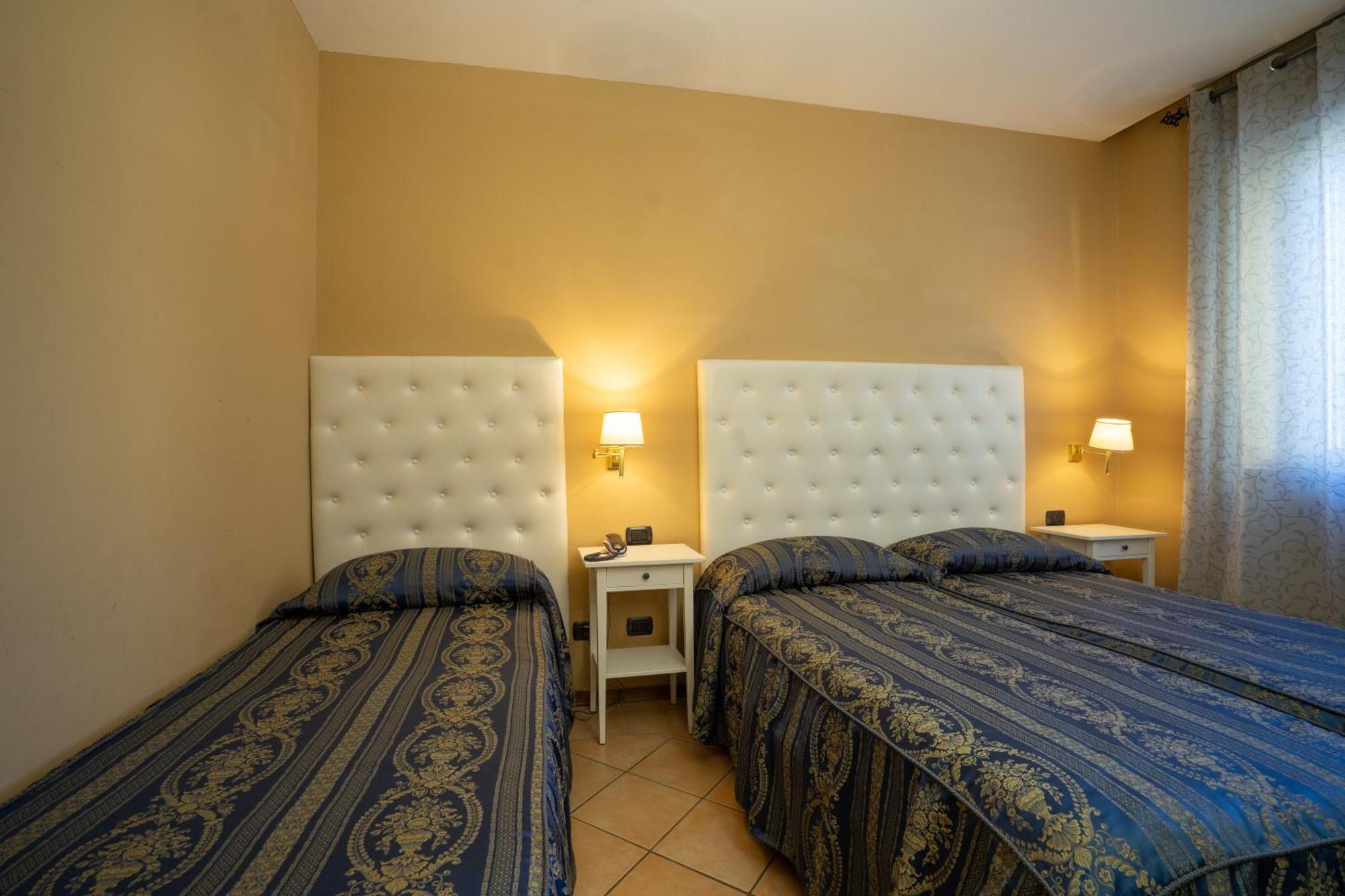 Hotel Bernardino Lucca Exteriér fotografie